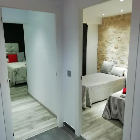 Angeles Valderrobres